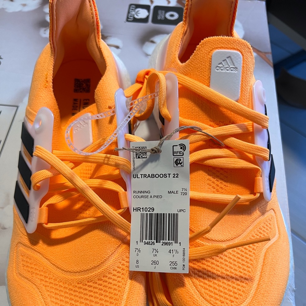 Adidas original running shoes brand new with tag